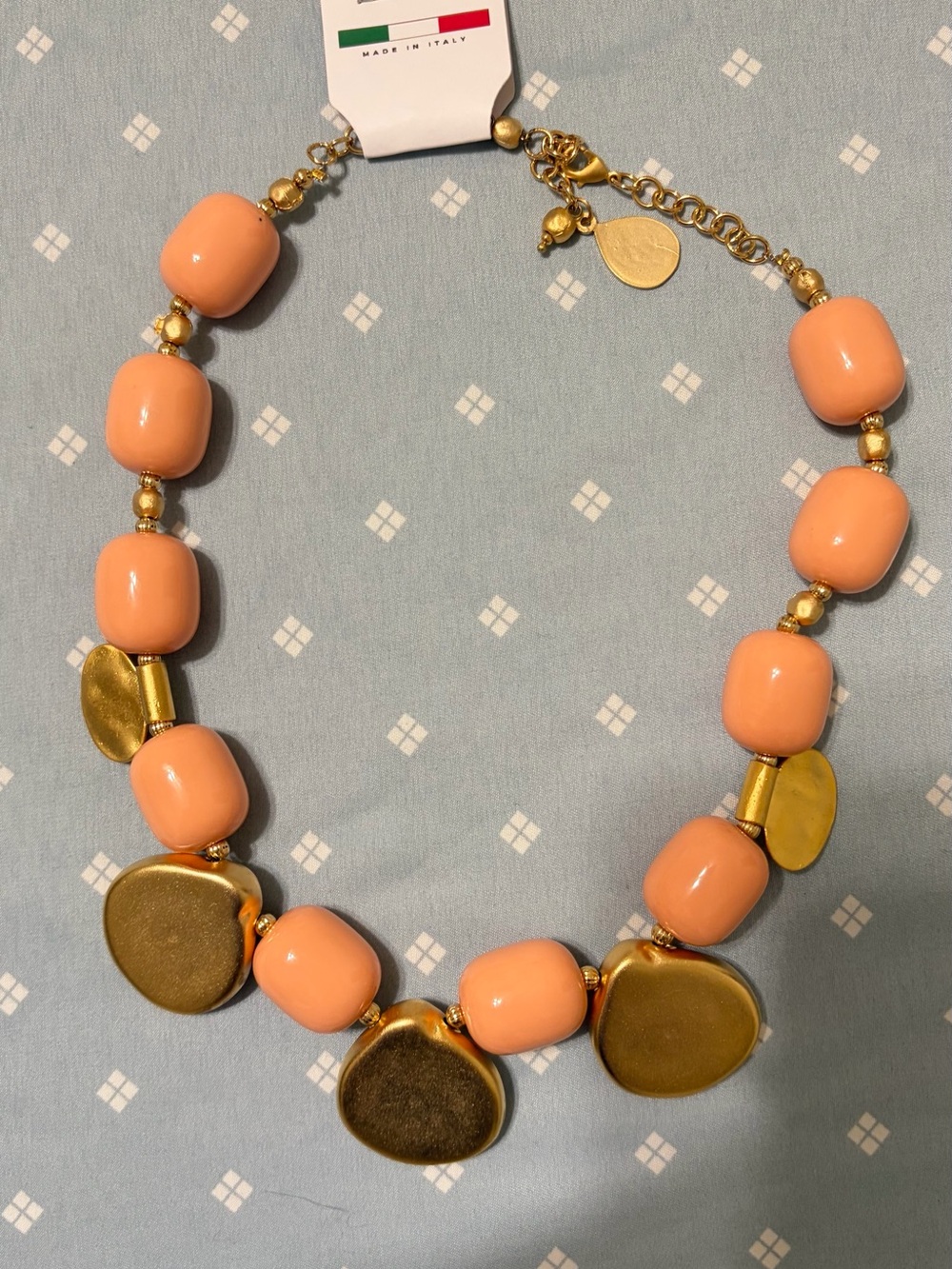 Italian-made peach & gold statement necklace 🍑✨